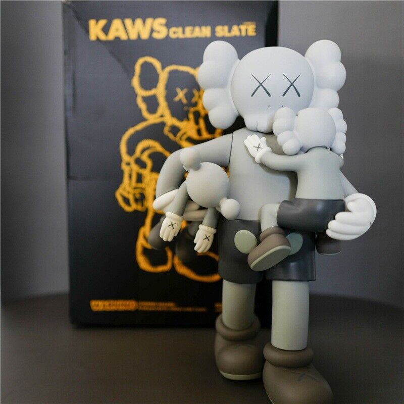 Kaws Clean Slate 40cm Grey Vinyl Figurine Carrying kids 