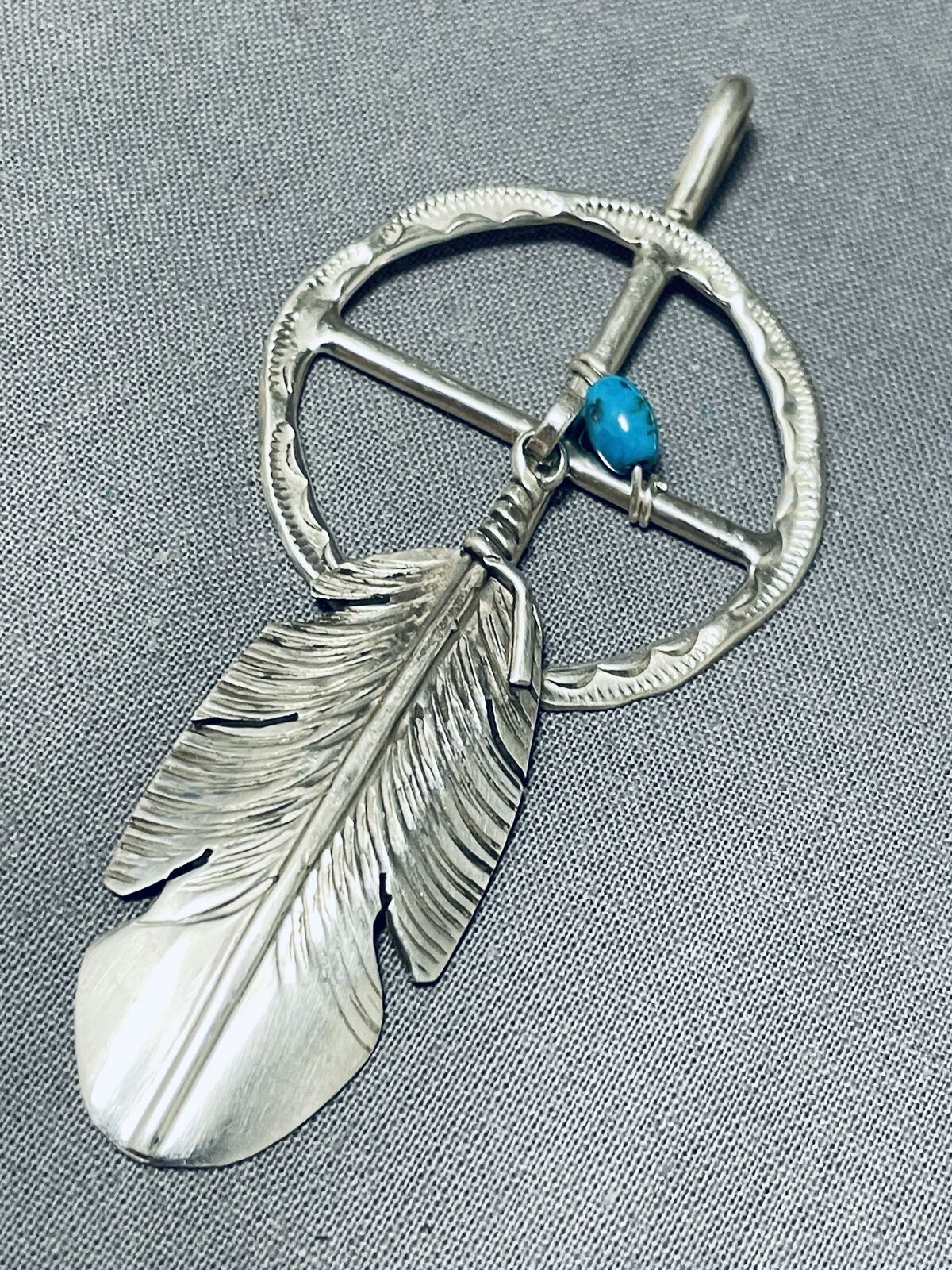 AUTHENTIC BEN BEGAYE VINTAGE NAVAJO TURQUOISE STERLING SILVER FEATHER PENDANT