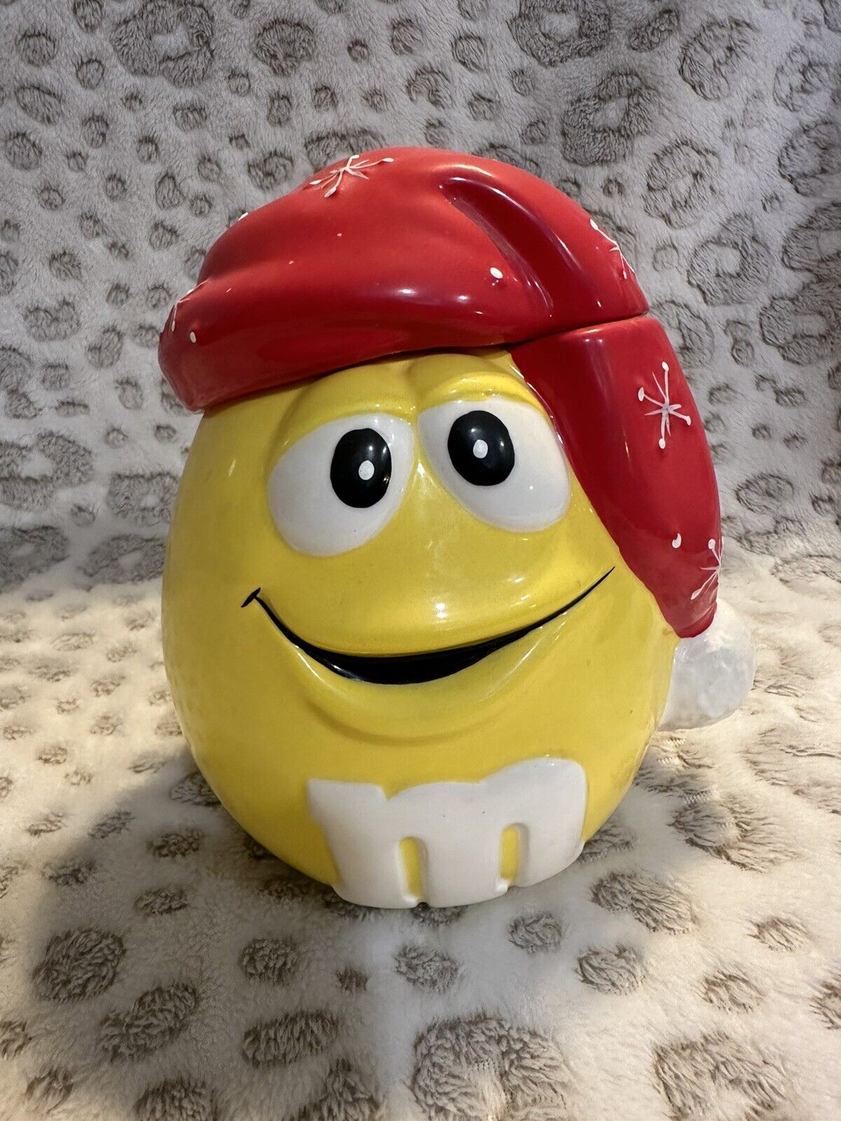  Peanut M&M\'s Christmas YELLOW Holidays/Christmas Hat Candy/Cookie Jar
