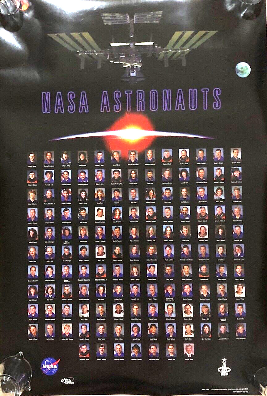 1998 NASA\'S ASTRONAUT CORP FULL SIZE 24 x 36 POSTER INCLUDES LISA NOWAK