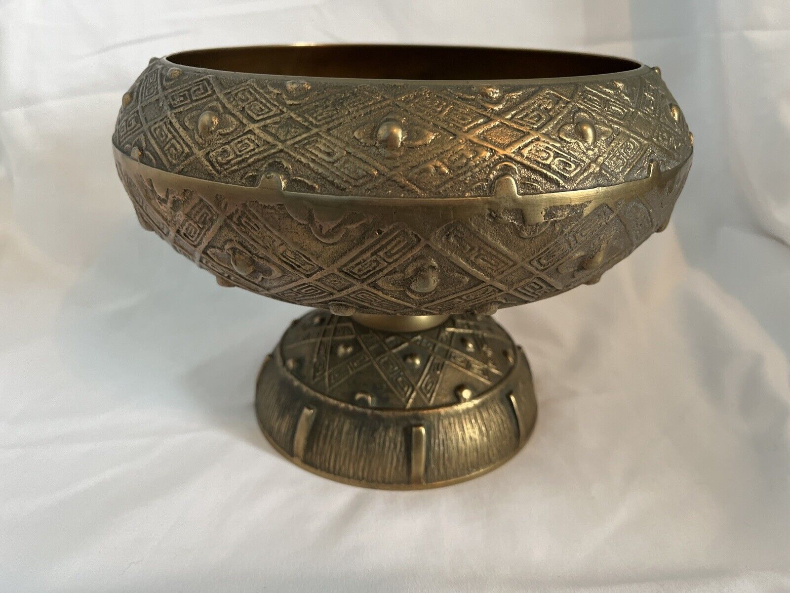 Vintage larger decorative brass bowl