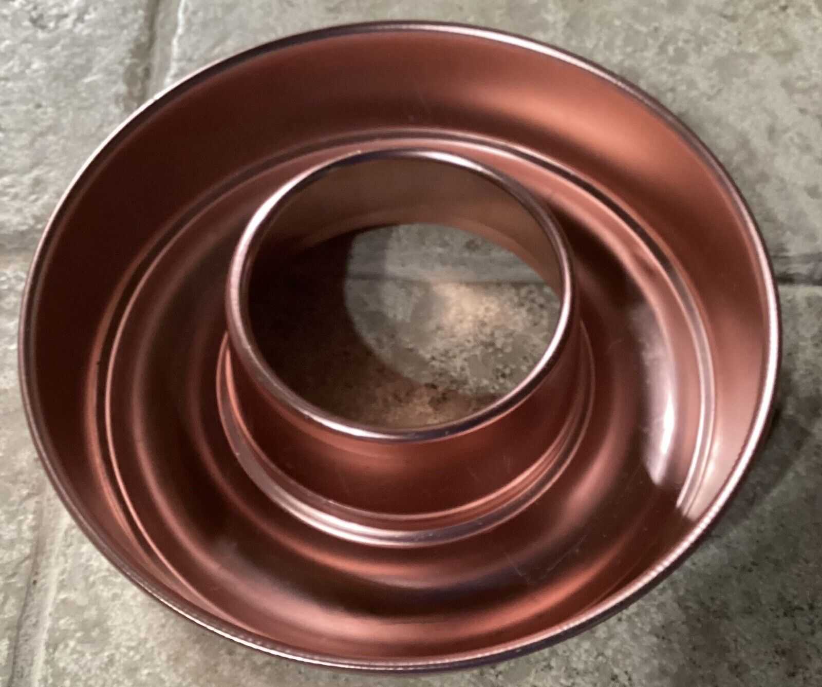 Vintage Round Bundt Copper Jello Mold ~ Kitchen Decor