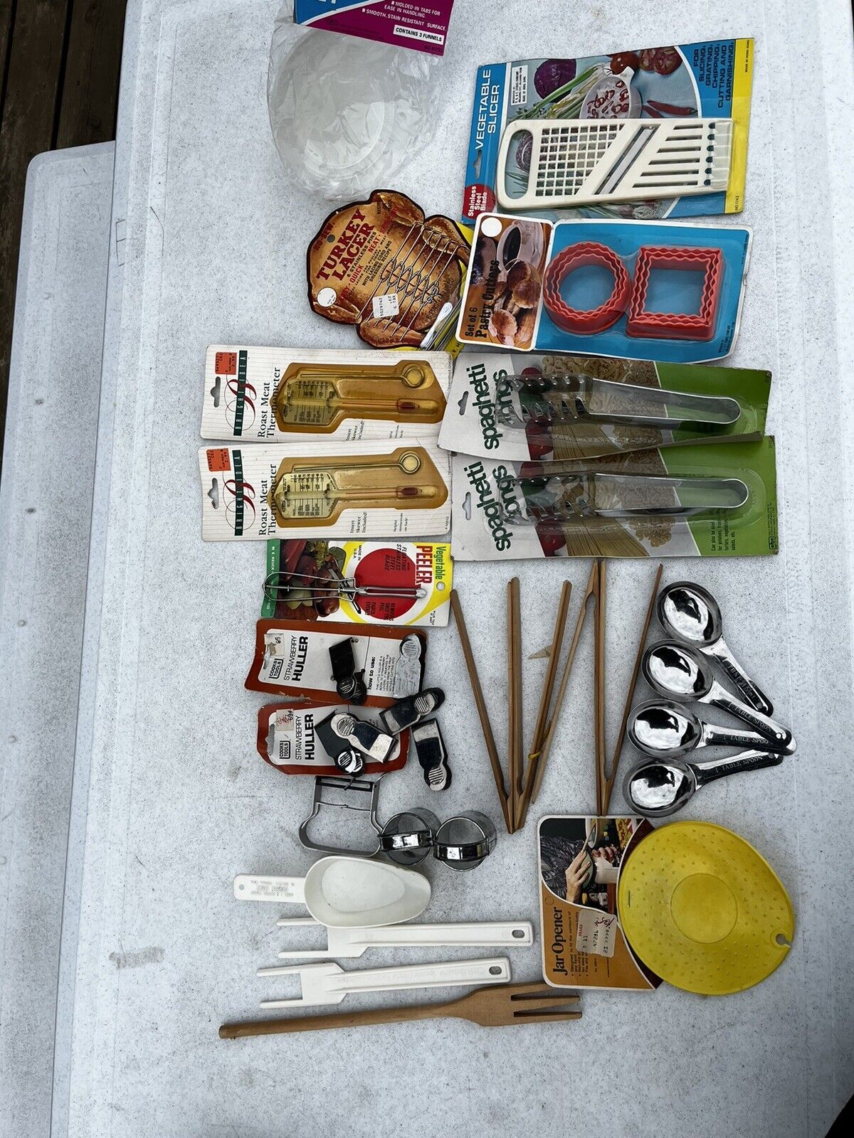 Lot of Vintage Kitchen Utensils Gadgets Assorted Miscellaneous