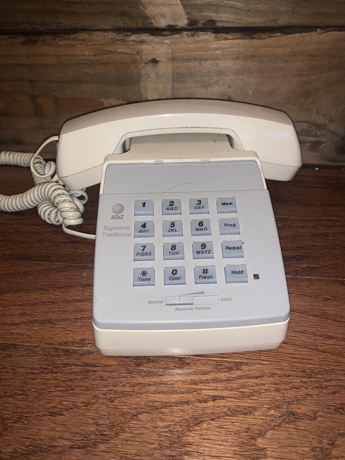 Vintage AT&T Signature Traditional Push Button Corded Landline Desk Phone
