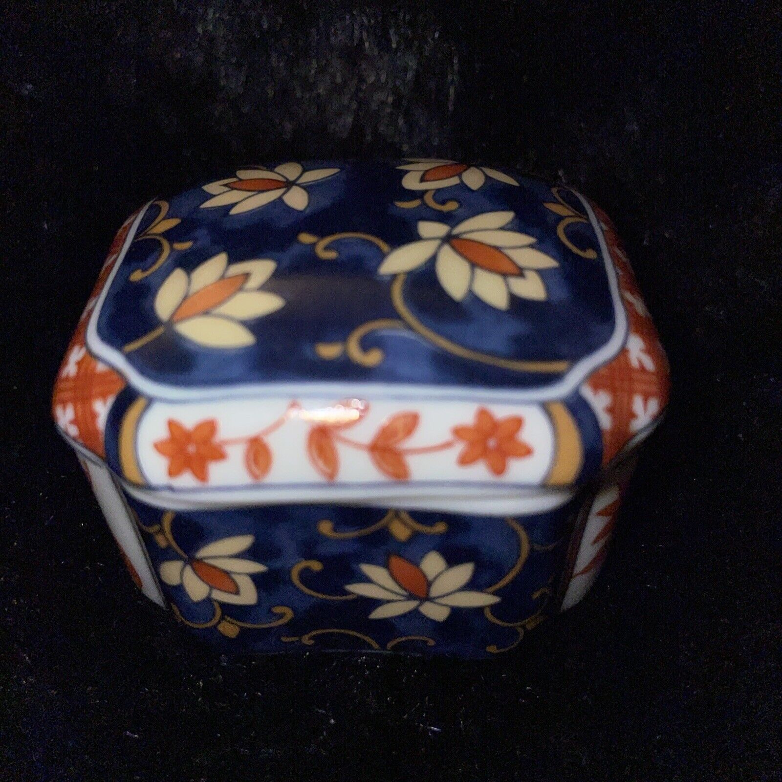 Vintage Takahashi Japan Imari Porcelain Trinket Box