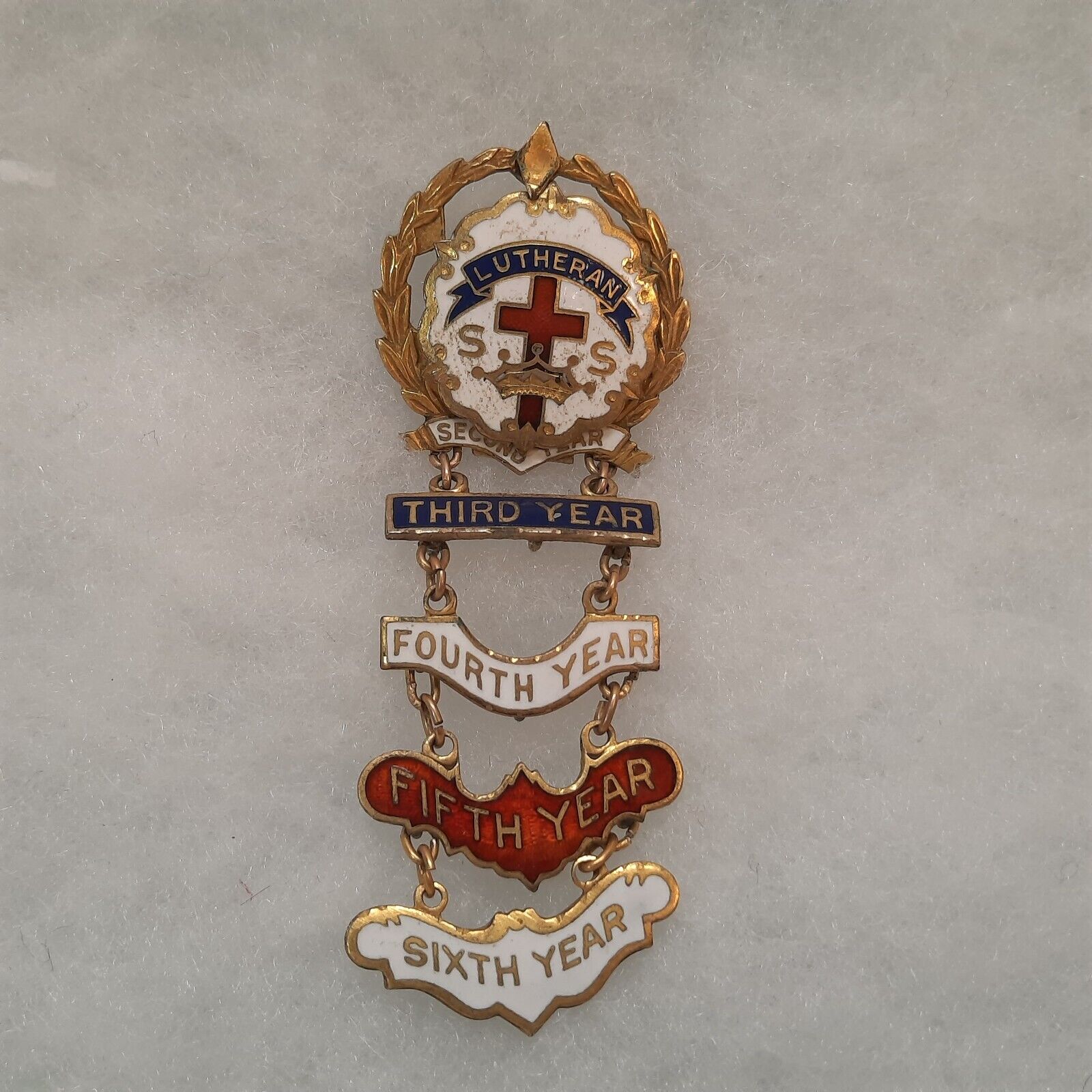 VTG Lutheran LITTLE\'S SYSTEM CROSS AND CROWN Sunday School Religious Pin