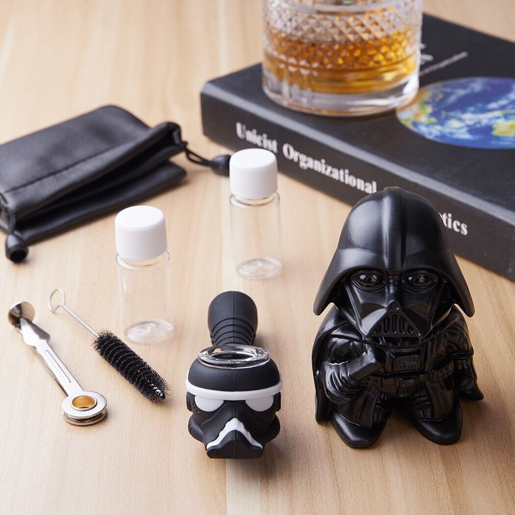 Tobacco Smoking Silicone Pipe,Darth Vader Herb Grinder Spice with Box Star Wars