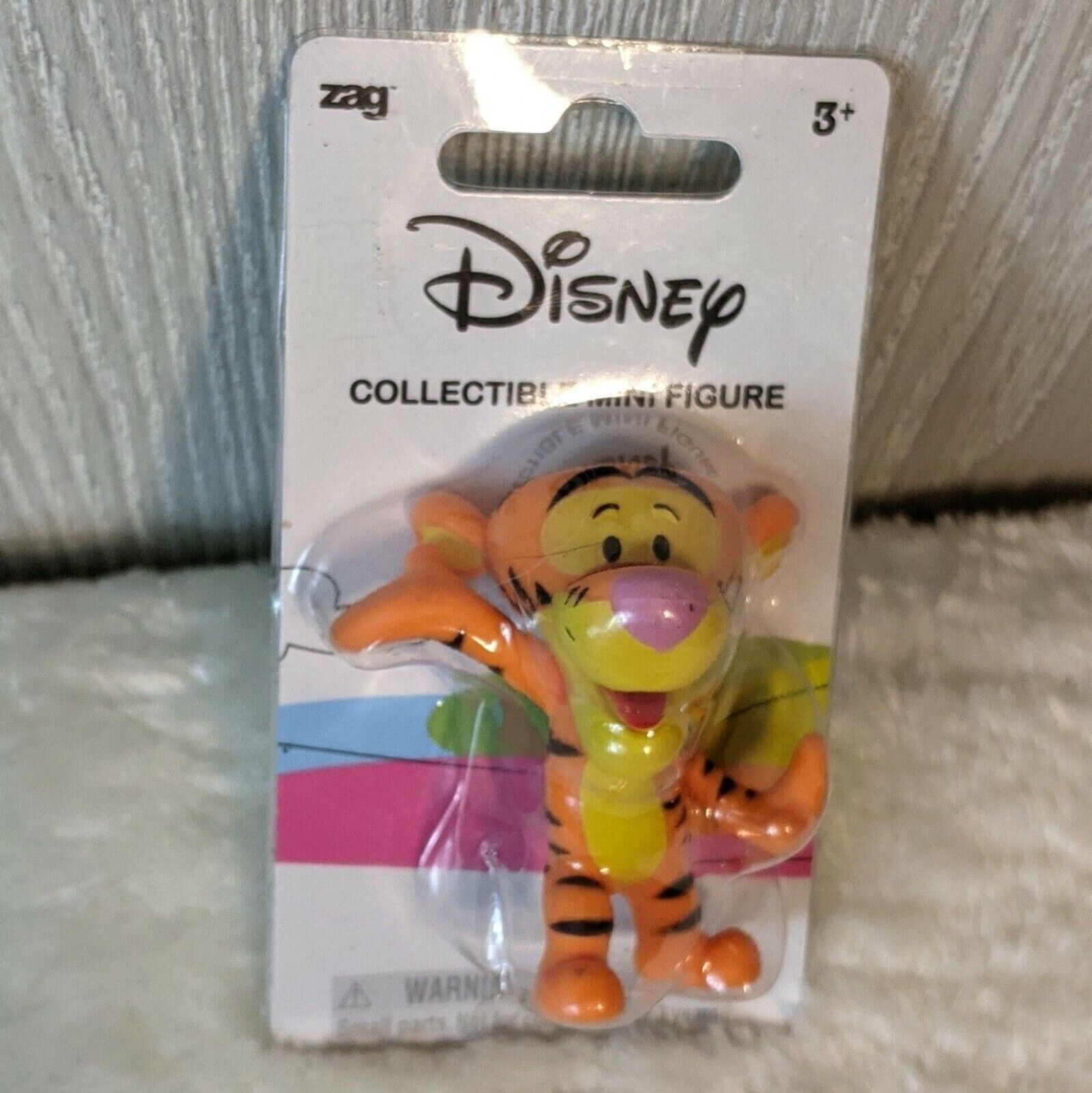 Disney Collectible Mini Figures Tigger NWT New Zag