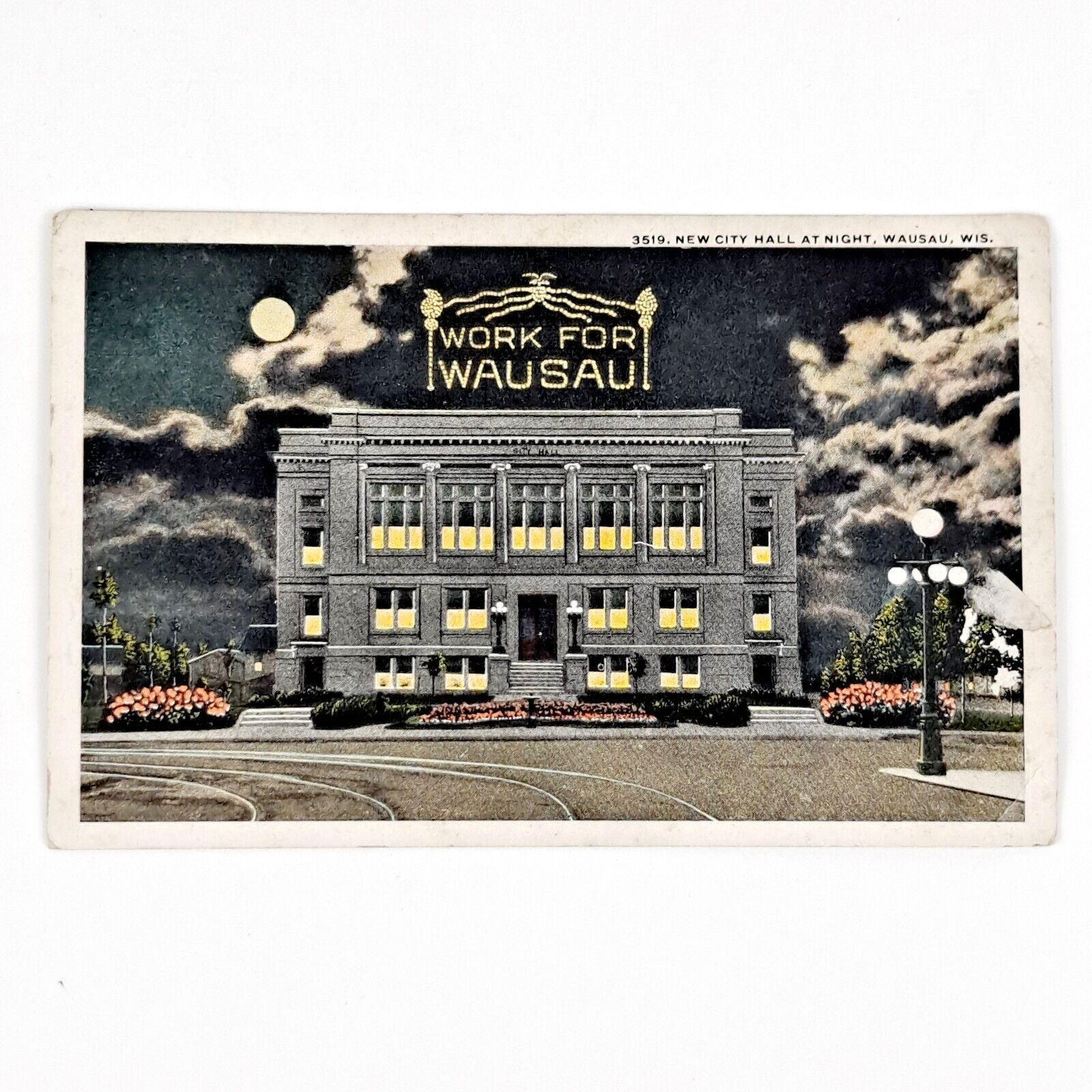 ANTIQUE PRE-WW1 DB POST CARD NO. 3519 CITY HALL AT NIGHT IN WAUSAU, WI POSTED