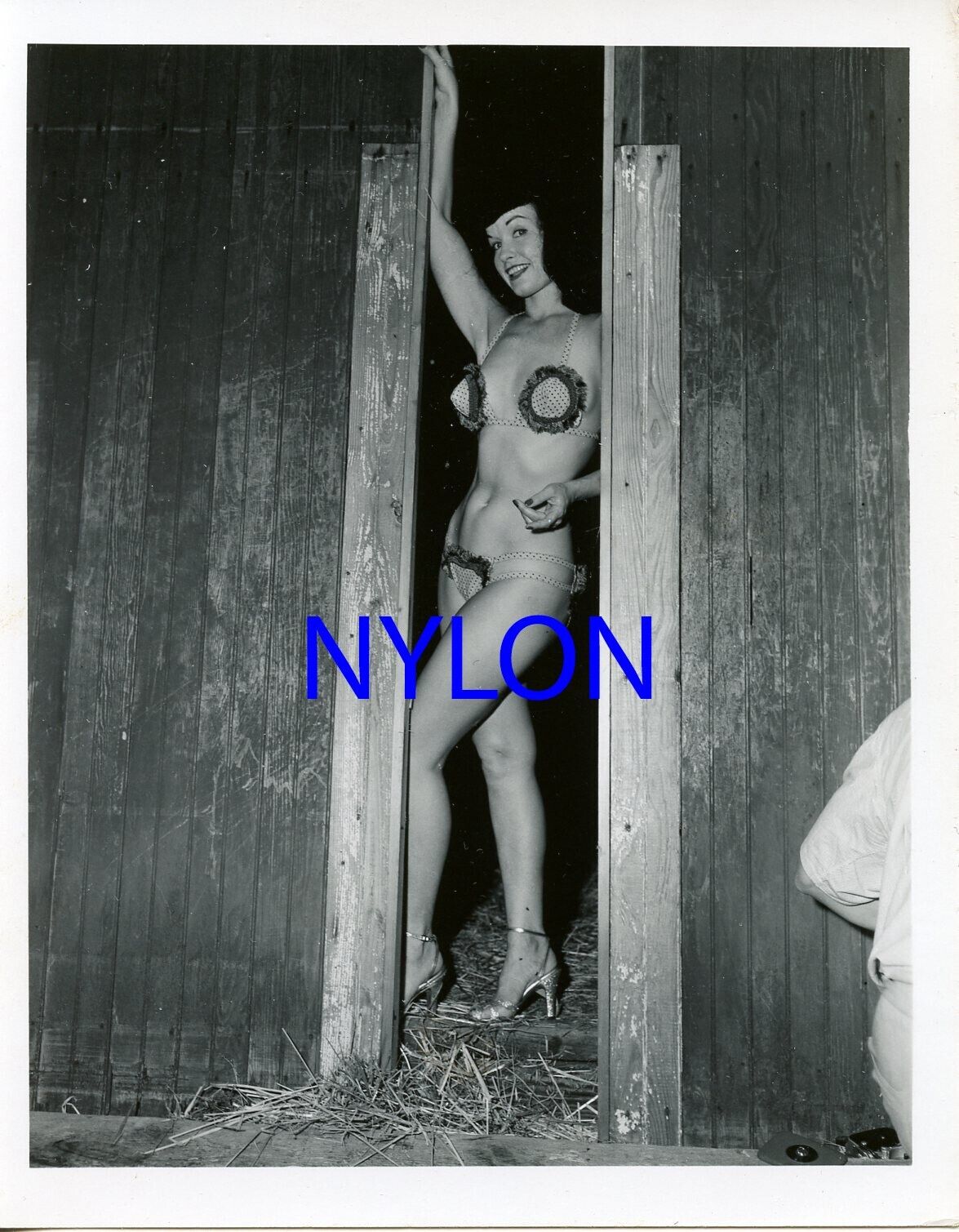 RARE BETTIE PAGE VINTAGE 1950\'s 4 x 5 PHOTOGRAPH BY ARNOLD KOVACS