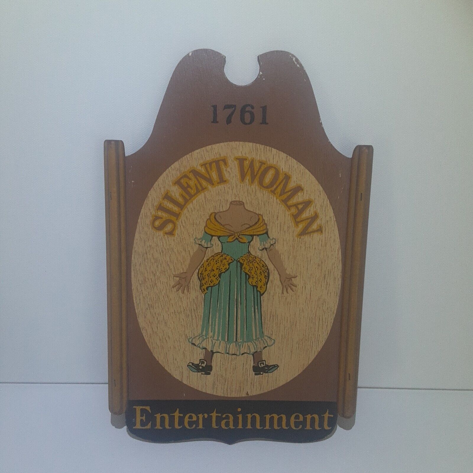 Silent Women Entertainment Decorative Tavern Signs of Early America 1761