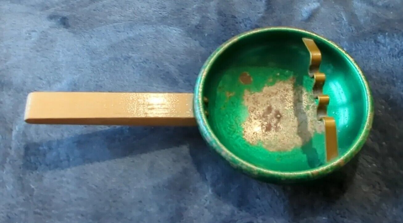 Vintage Duk-It Ashtray McDonald Products Corp RARE Green With Wood Handle JD