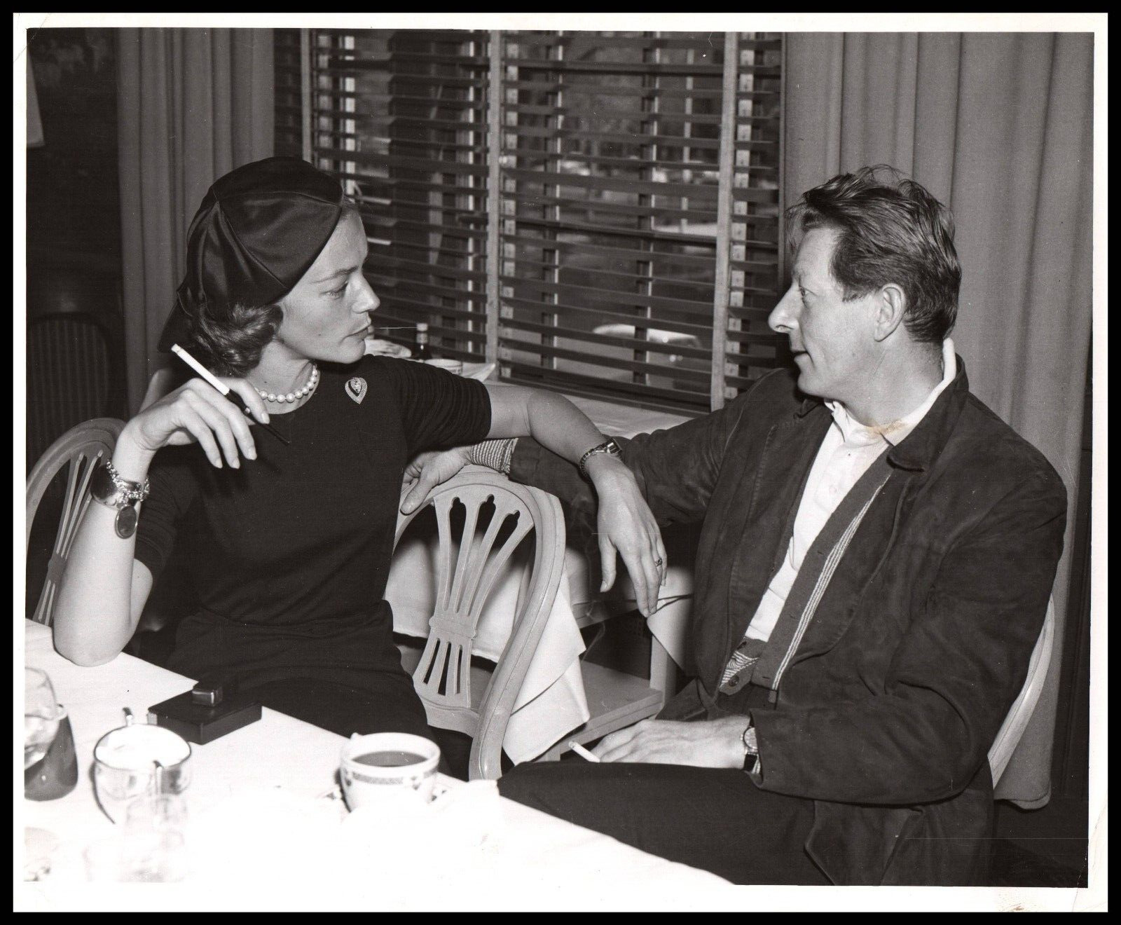 LAUREN BACALL + DANNY KAYE (1957) HOTEL RITZ DINNER PORTRAIT ORIG Photo 650