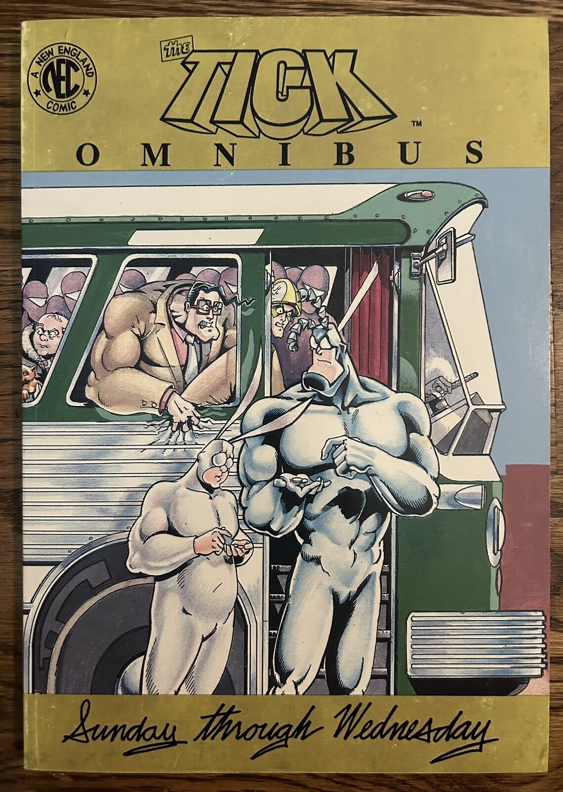 The Tick Omnibus Signed & Sketched Rare Limited Gold Edition #1433/3000 NEC 1990