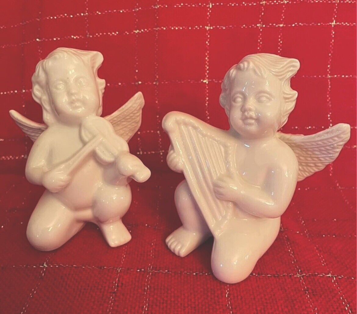 Pair Of Vintage Porcelain Cherub Angels Glazed White 4-1/2”H