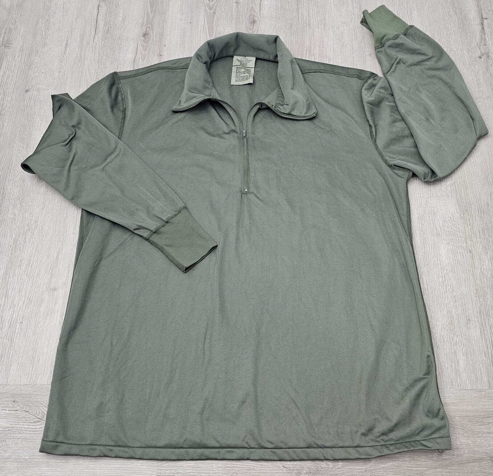 K-L Mfg Shirt Mens XL Green Sleeping 1/2 Zip Heat Retentive Moisture Resist