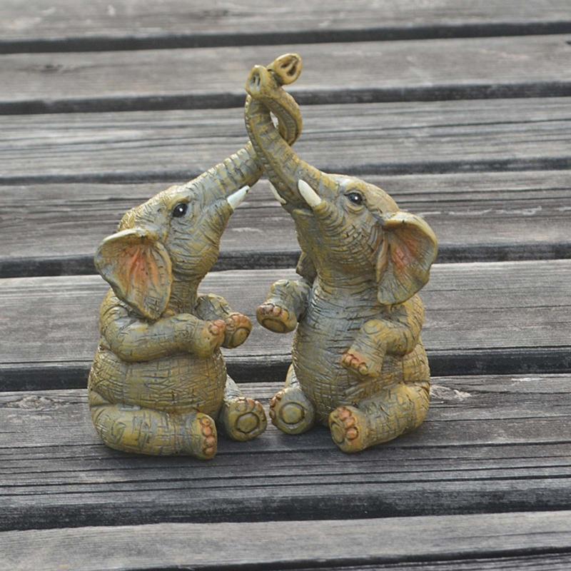 Figurine Elephant Couple Resin Multicolor Small Carved Asymmetric Classical Deco