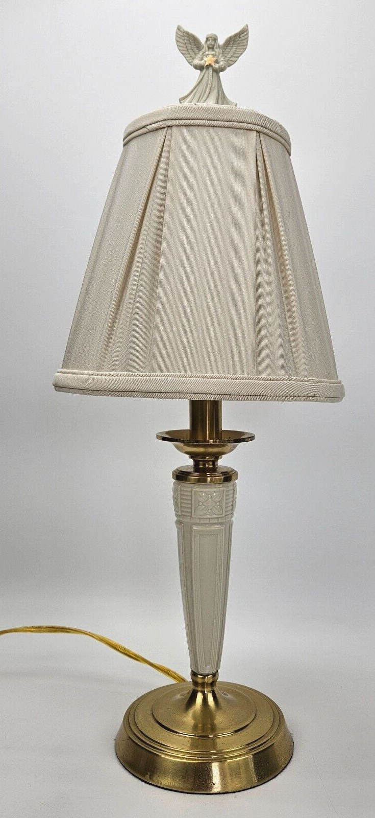 Quoizel Lenox Brass Table Lamp with Original Shade Vintage Porcelain Angel Toppe