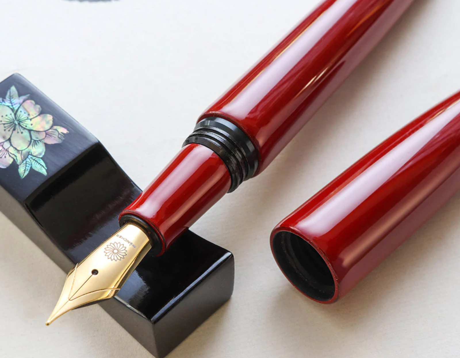 Wancher Dream Fountain Pen | TRUE URUSHI - RED - Lacquer Vermillion