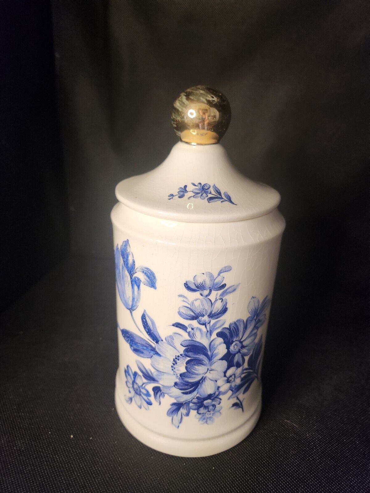 Vintage Vicki Williams Signed Ceramic Canister With Lid