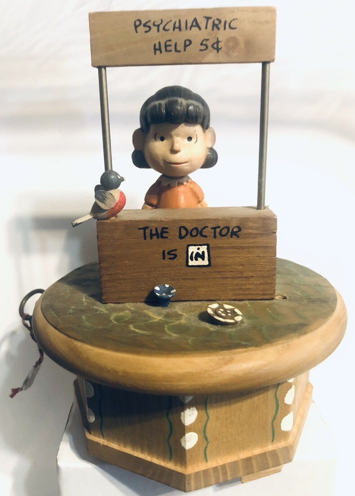 Vtg ￼Peanuts Lucy Psych Help  Wooden Music Box Ari Thorens Tested Plays Spins