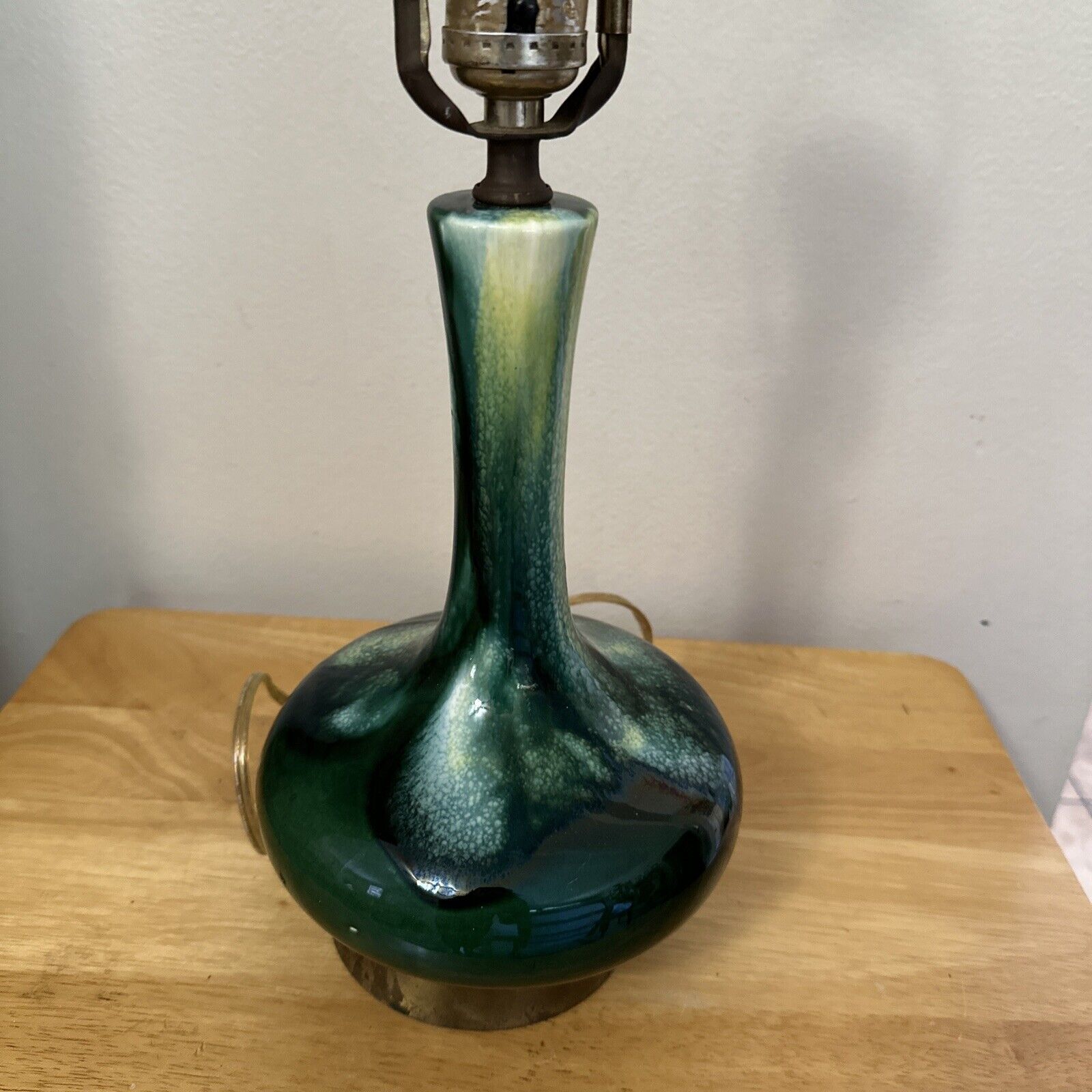Vtg Mid Century Modern Green Glazed Drip Table Lamp Genie Bottle 20” Tall