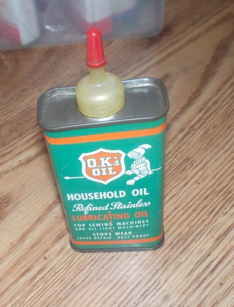 Vintage sewing machine household gun Oil Oiler Top Can Ok\'s oil green COMB SHIP