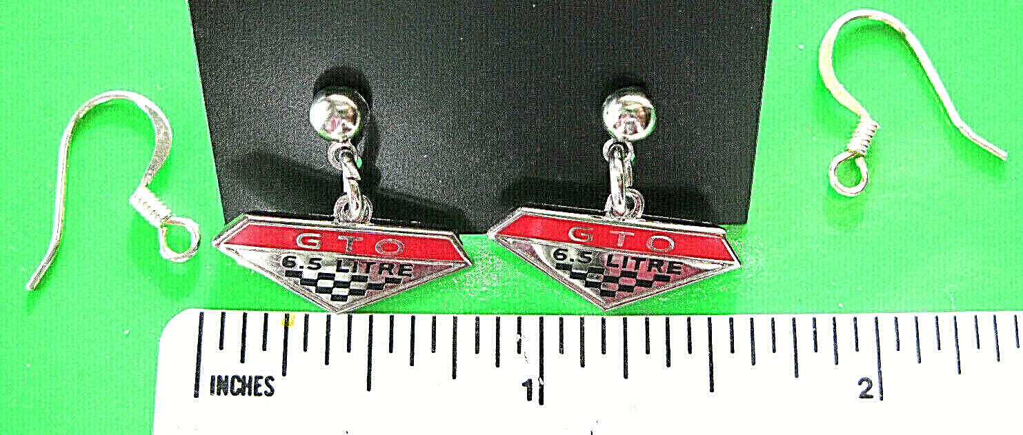Pontiac GTO  - earrings , ear rings GIFT BOXED  int silver tone Int.