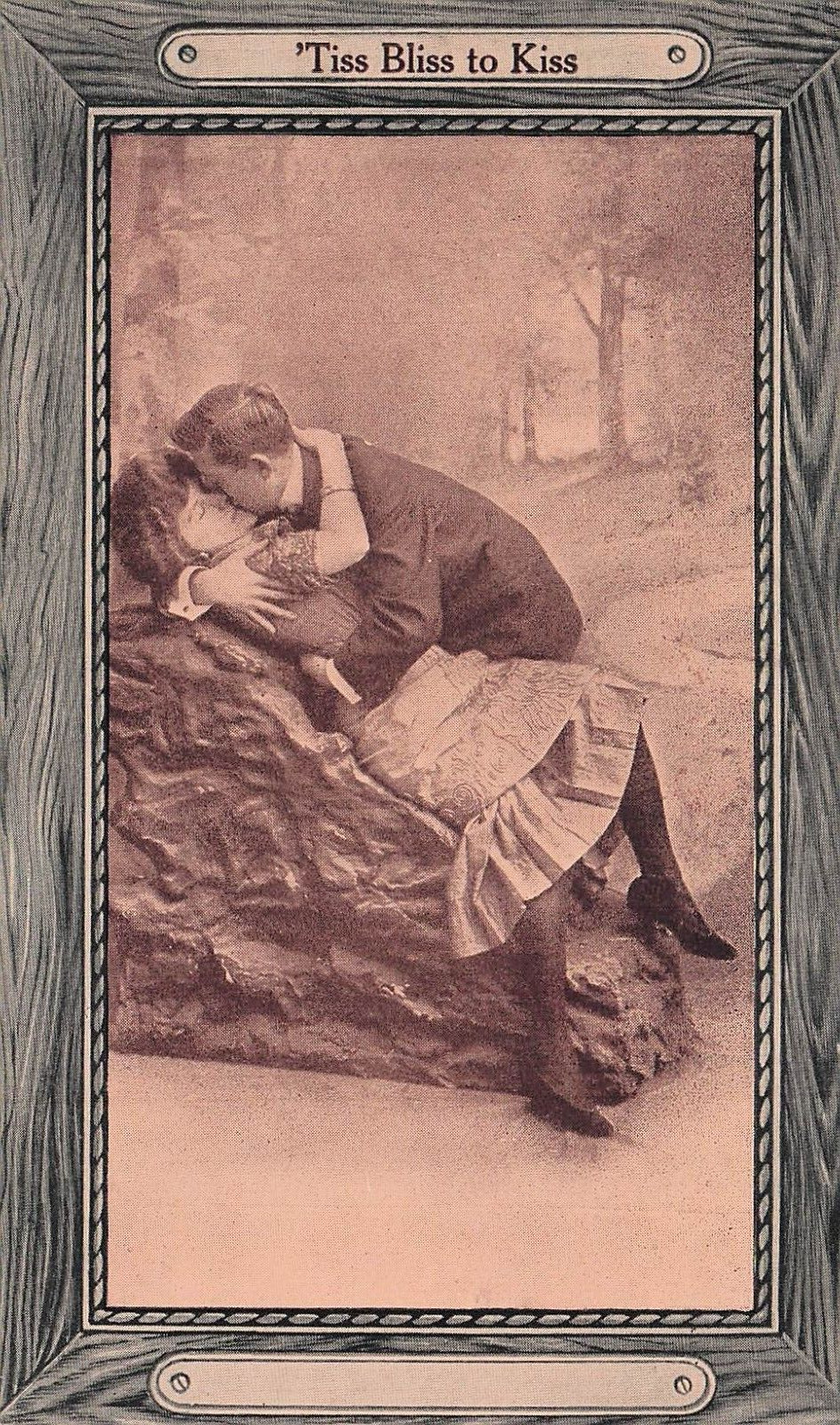 Postcard Vintage (1) Tiss Bliss to Kiss UP (#292)