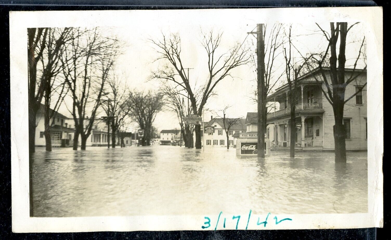 Vintage Photo HENRY HOTEL DETROIT AREA COCA COLA SIGN IN FLOOD WATERS 1942
