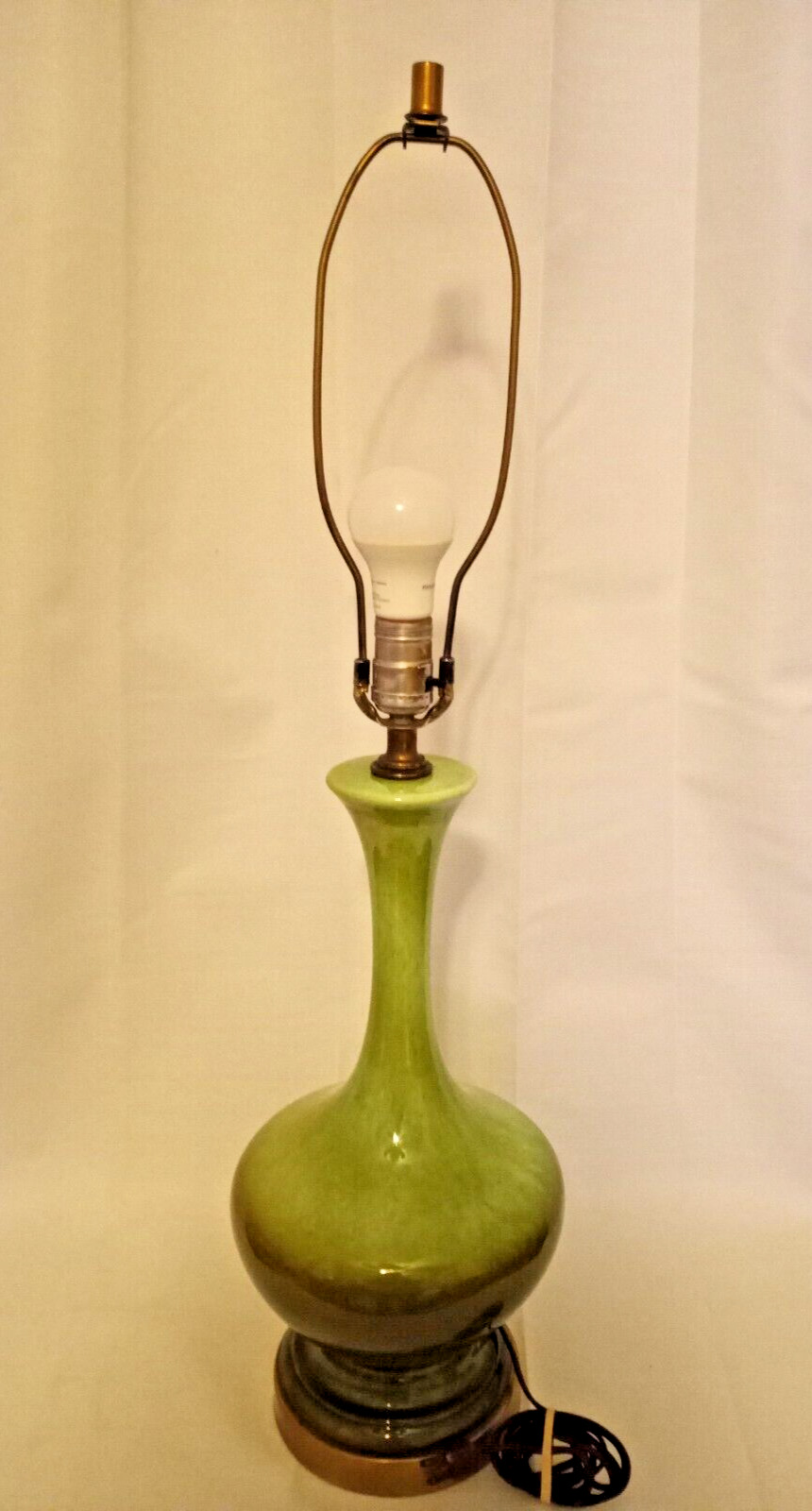 Vintage PHIL MAR Style Green Glaze Ceramic w/Ombre Pattern Table Lamp