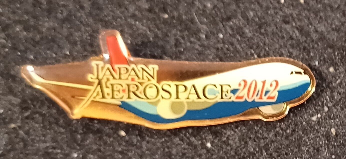 JAPAN AEROSPACE 2012 AIRBUS A300 LAPEL PIN, 1 1/2in X 1/2in