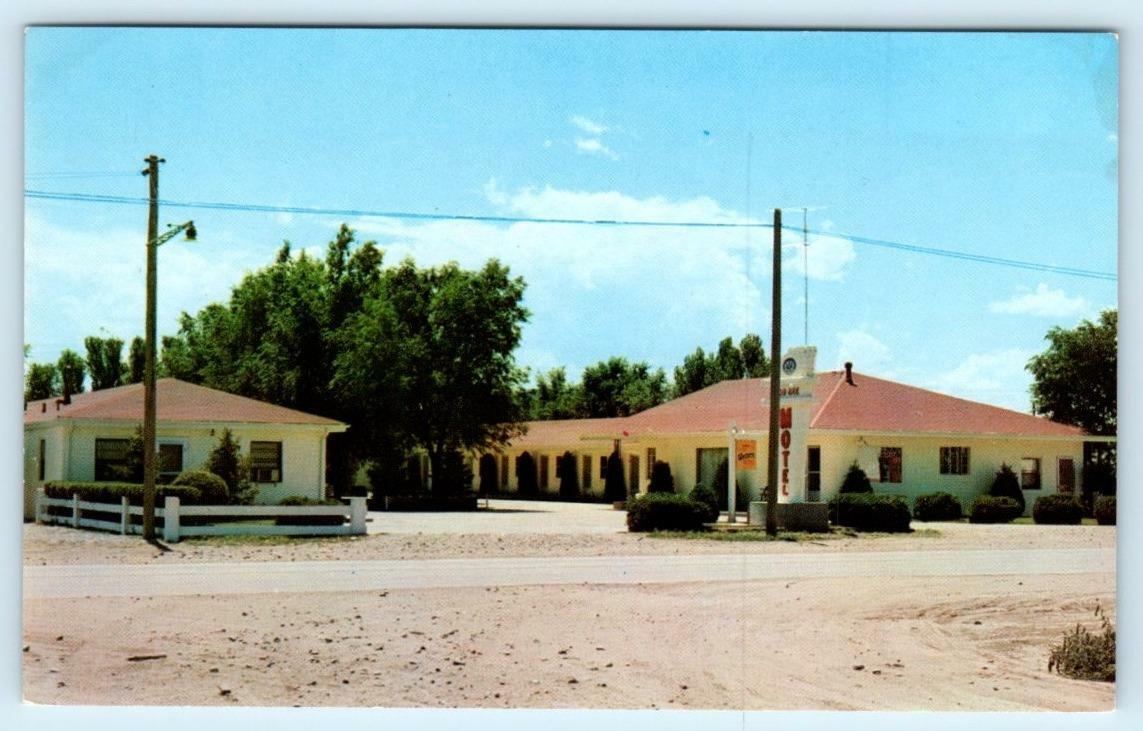 SCOTTSBLUFF, Nebraska NE ~ Roadside DOO DEE MOTEL ca 1950s-60s Postcard