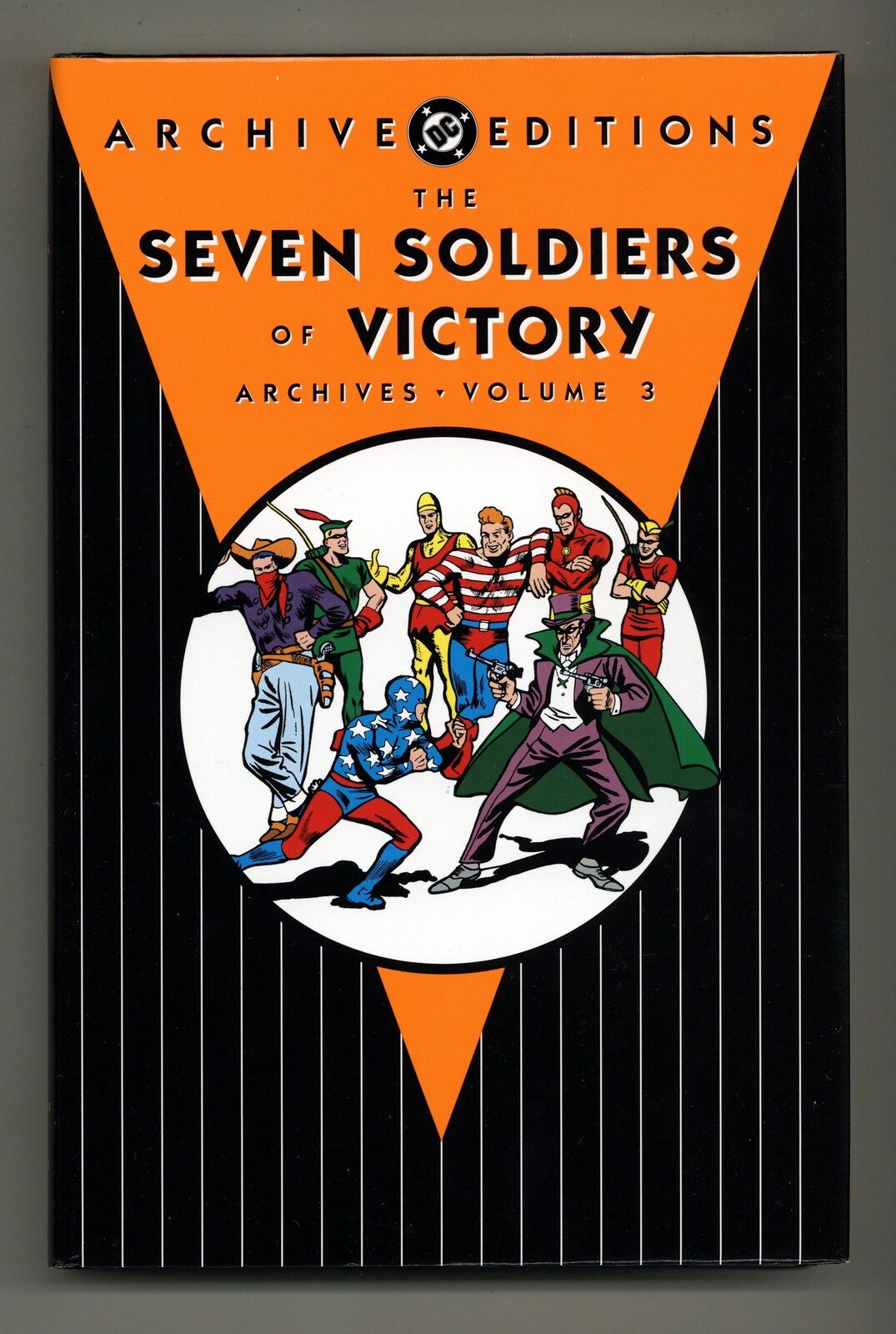 DC Archive Editions Seven Soldiers of Victory HC #3-1ST VF+ 8.5 2008