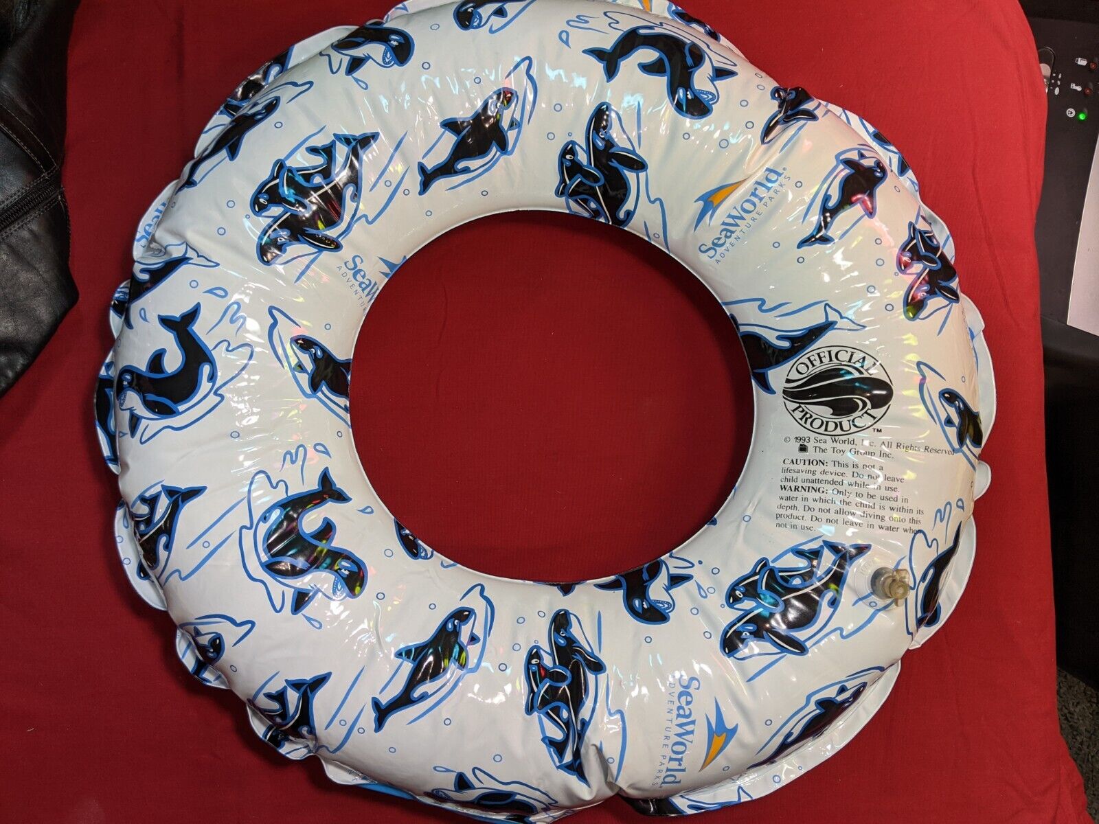 Vintage Original Sea World Shamu Killer Whale water Inflatable ring float 1993