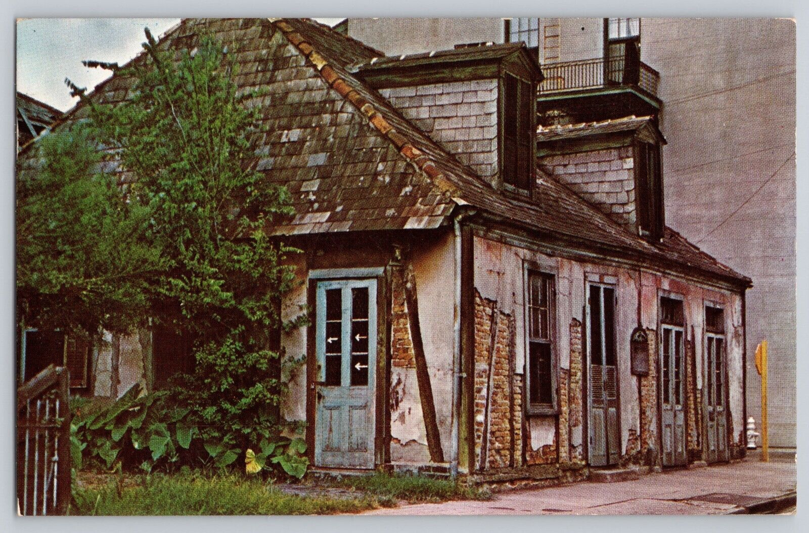 Postcard Louisiana New Orleans Jean Lafitte\'s Blacksmith Shop 1956 Vintage