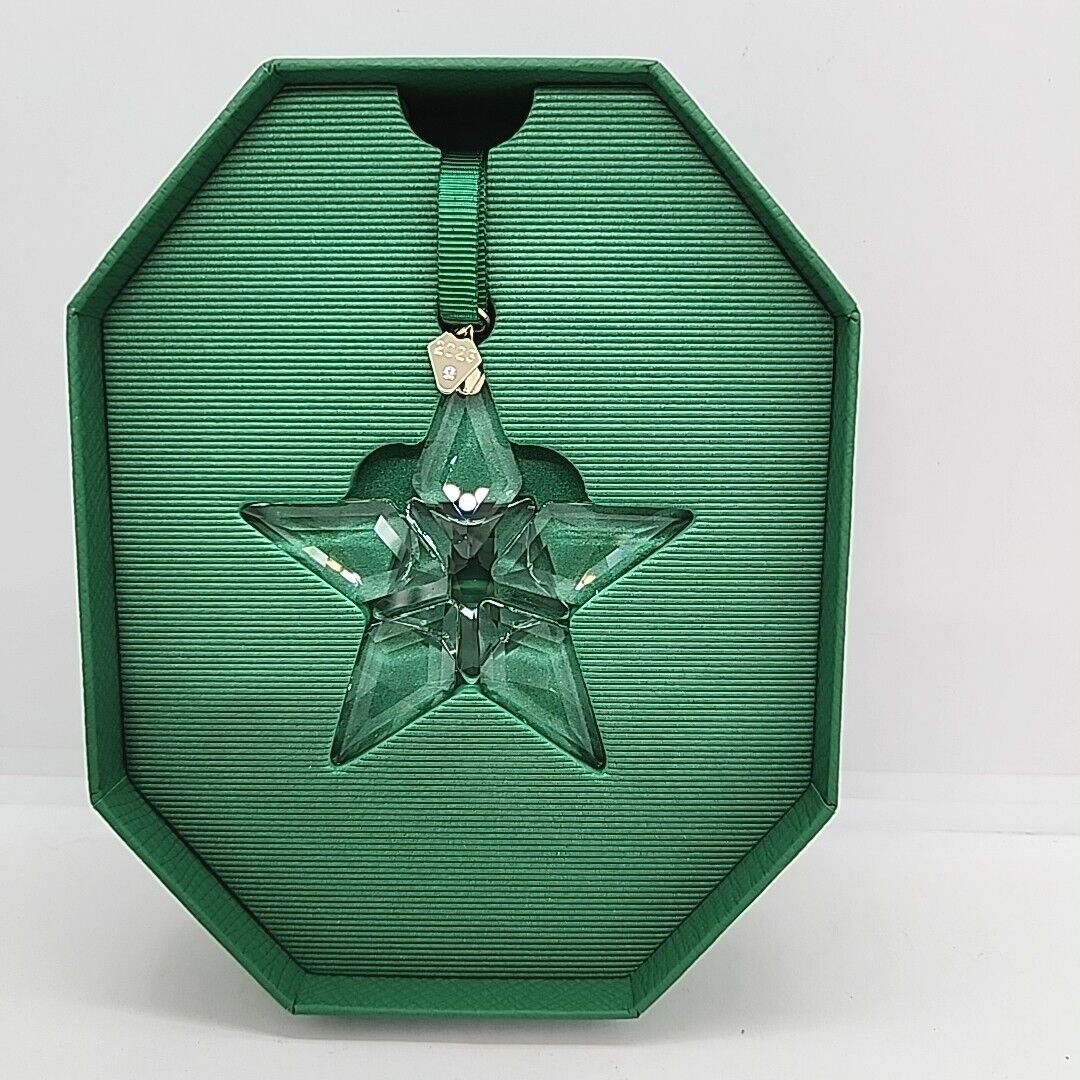 NEW Swarovski Crystal 2023 Annual Edition Little Star Ornament - White (5636253)