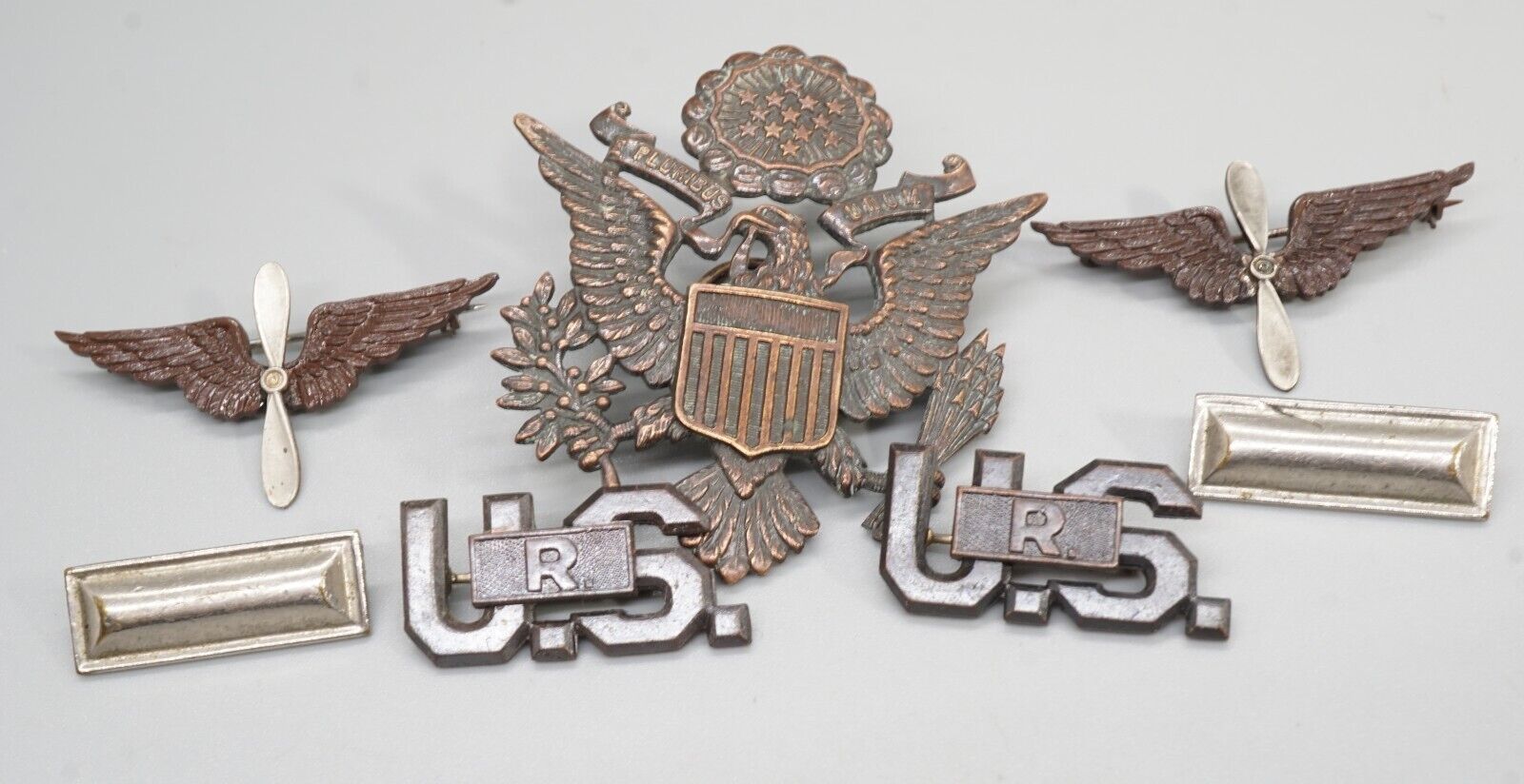 Pre-WWI USR Reserve Officer Hat Badge, Army Air Service Wings Insignia Sets Lot