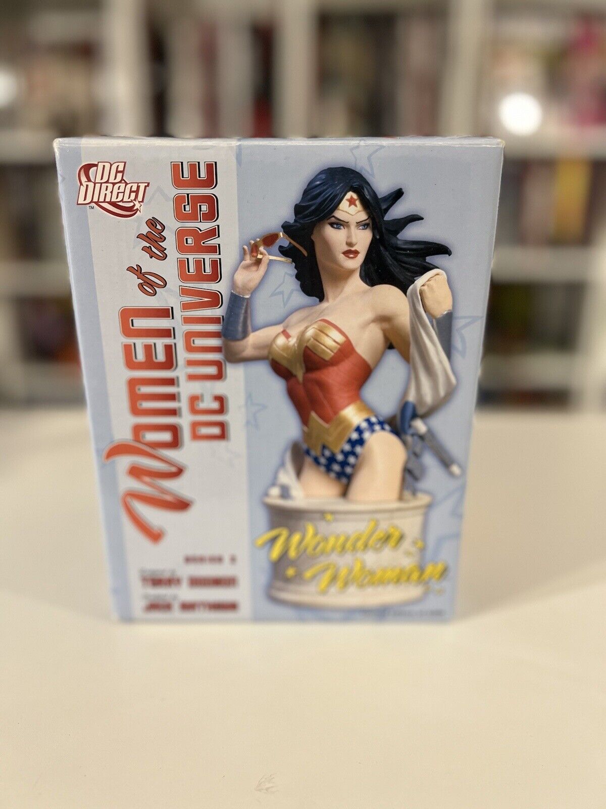 WOMEN OF THE DC UNIVERSE WONDER WOMAN BUST DIRECT SERIES 2 (5327 Of 6200)