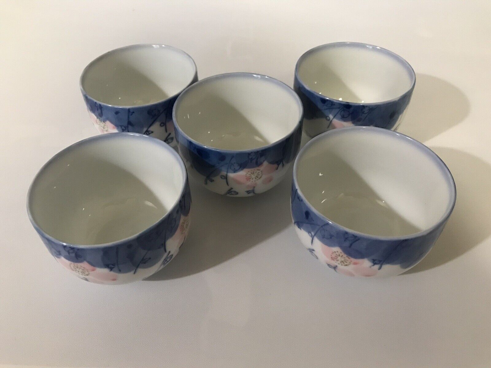 Japanese Arita ware teacups (set of 5) Flower shape