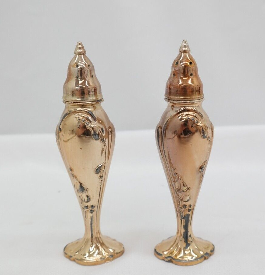 Vintage Stanhome Salt And Pepper Shakers S1