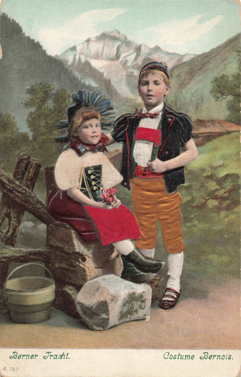 Postcard Berner Tracht Costume Bernois Children