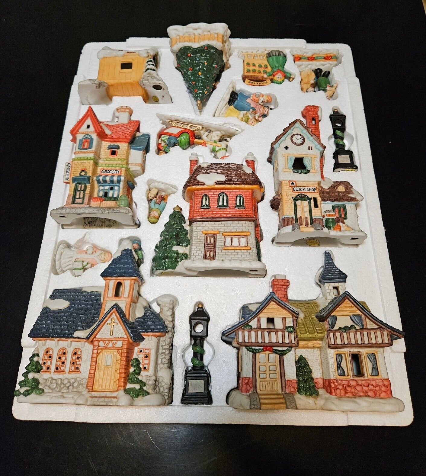 Vintage 17 Piece Christmas Traditions  Victorian Village Lighted House Set EUC