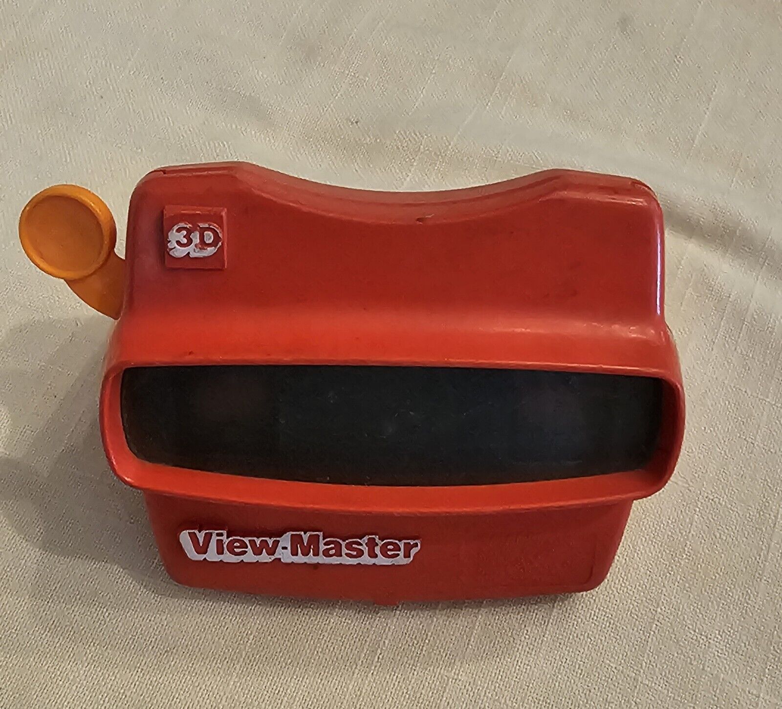 VINTAGE RED VIEW MASTER 3D VIEWER MADE USA
