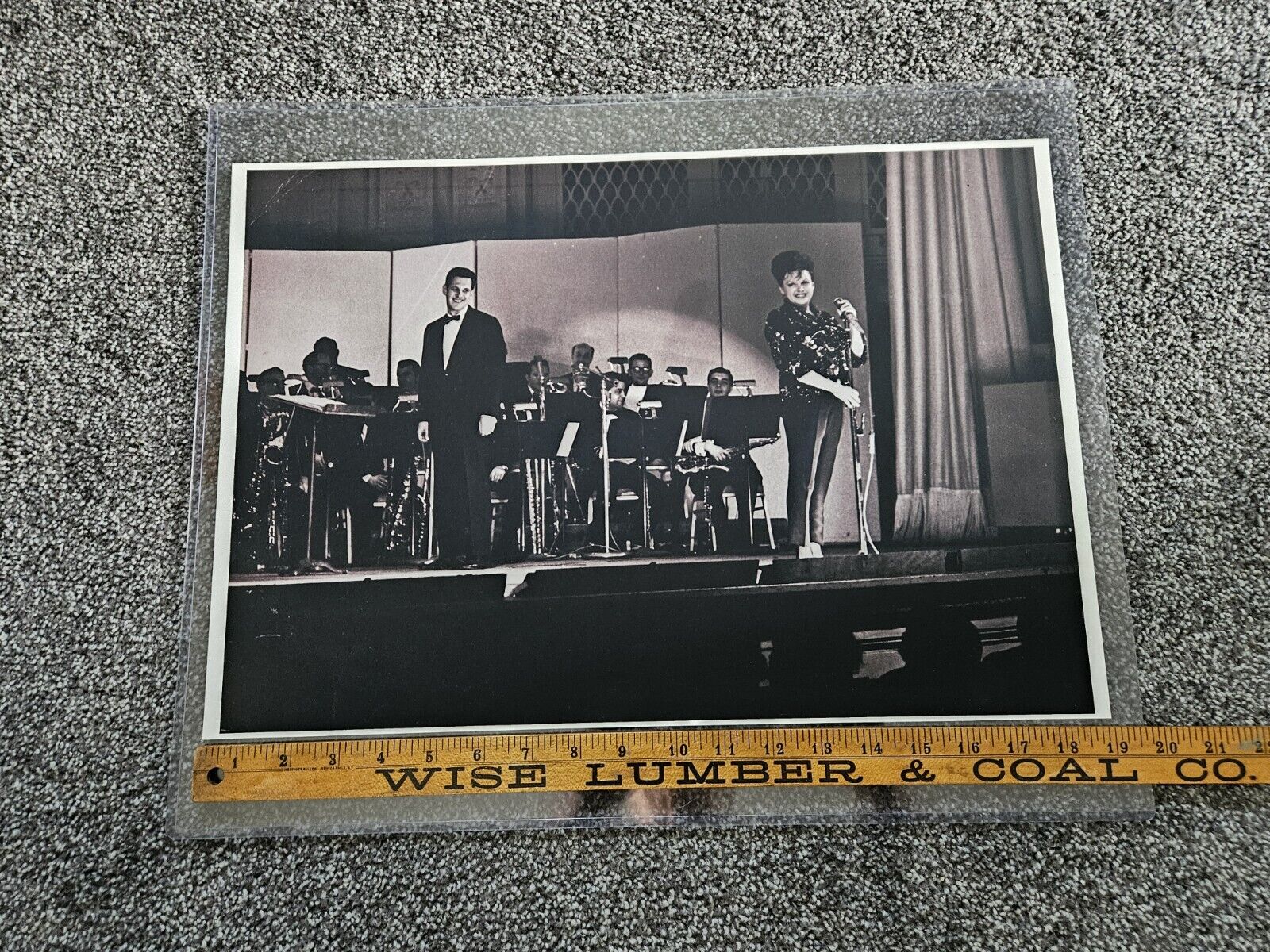 JUDY GARLAND 1961 Carnegie Hall B&W PHOTO 19X13 Perfect 4 Framing L@@k