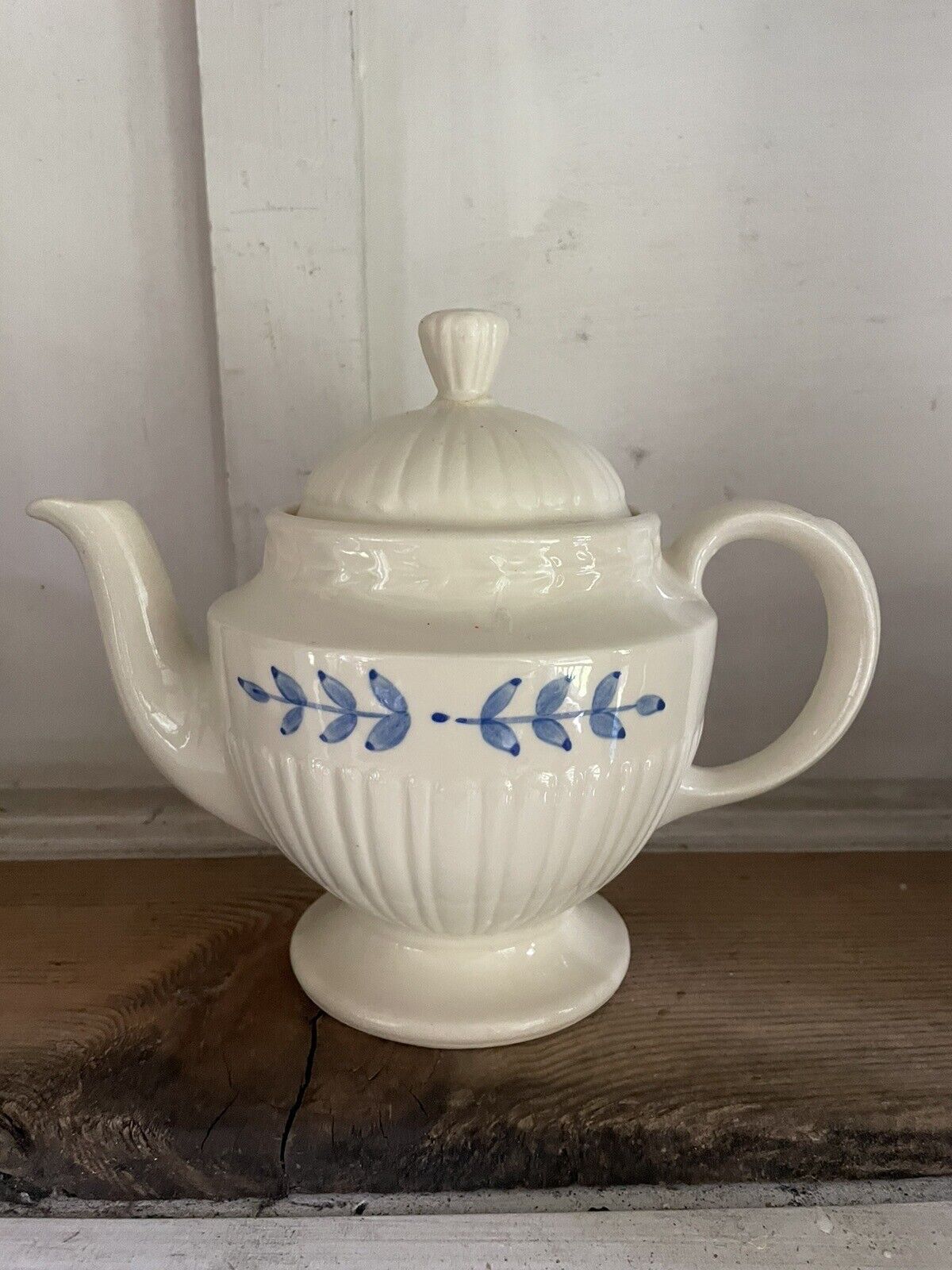 Pfaltzgraff USA YORKTOWNE Tea Pot Vintage with Lid   7\