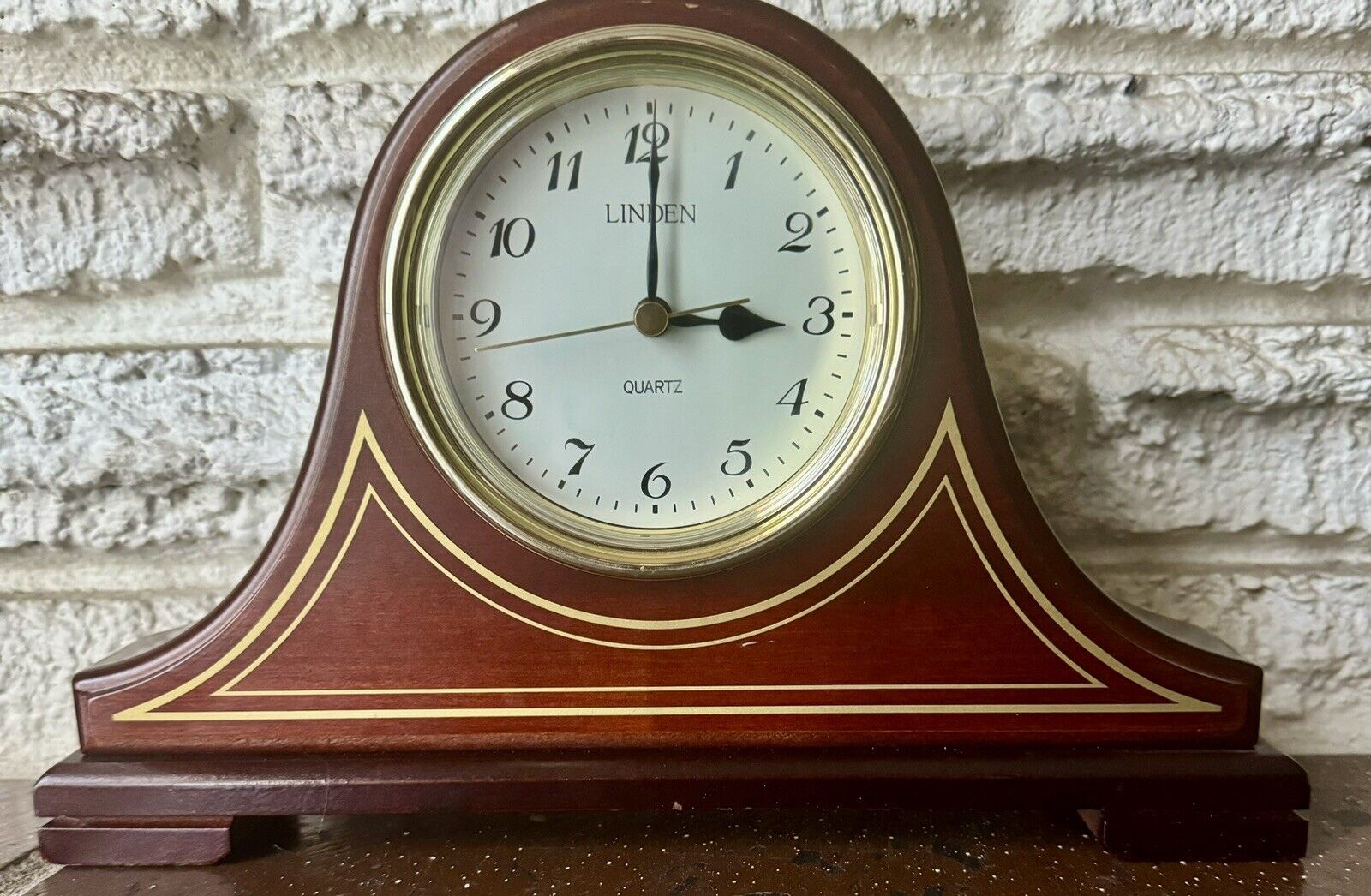 Linden Quartz Mantle Clock