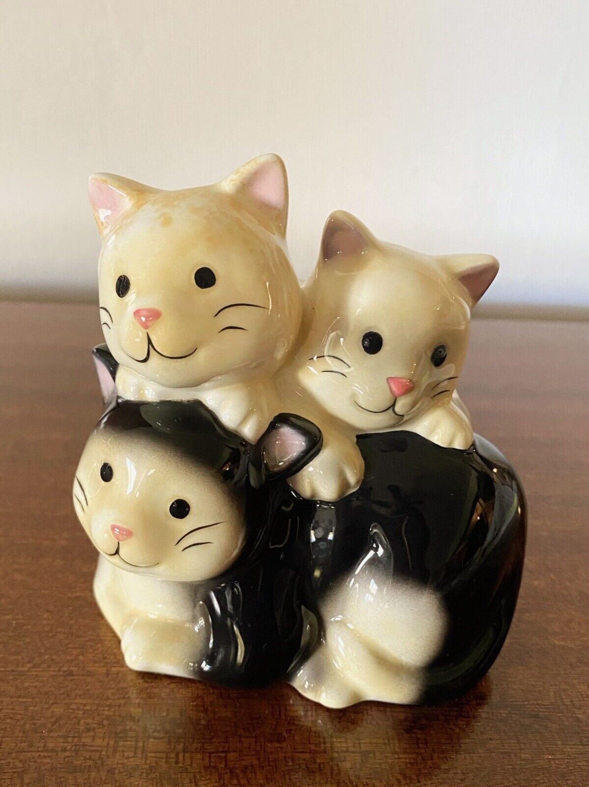 Vtg 3 Adorable Kittens Cream, Black & Orang Cat Figurine Ceramic Planter