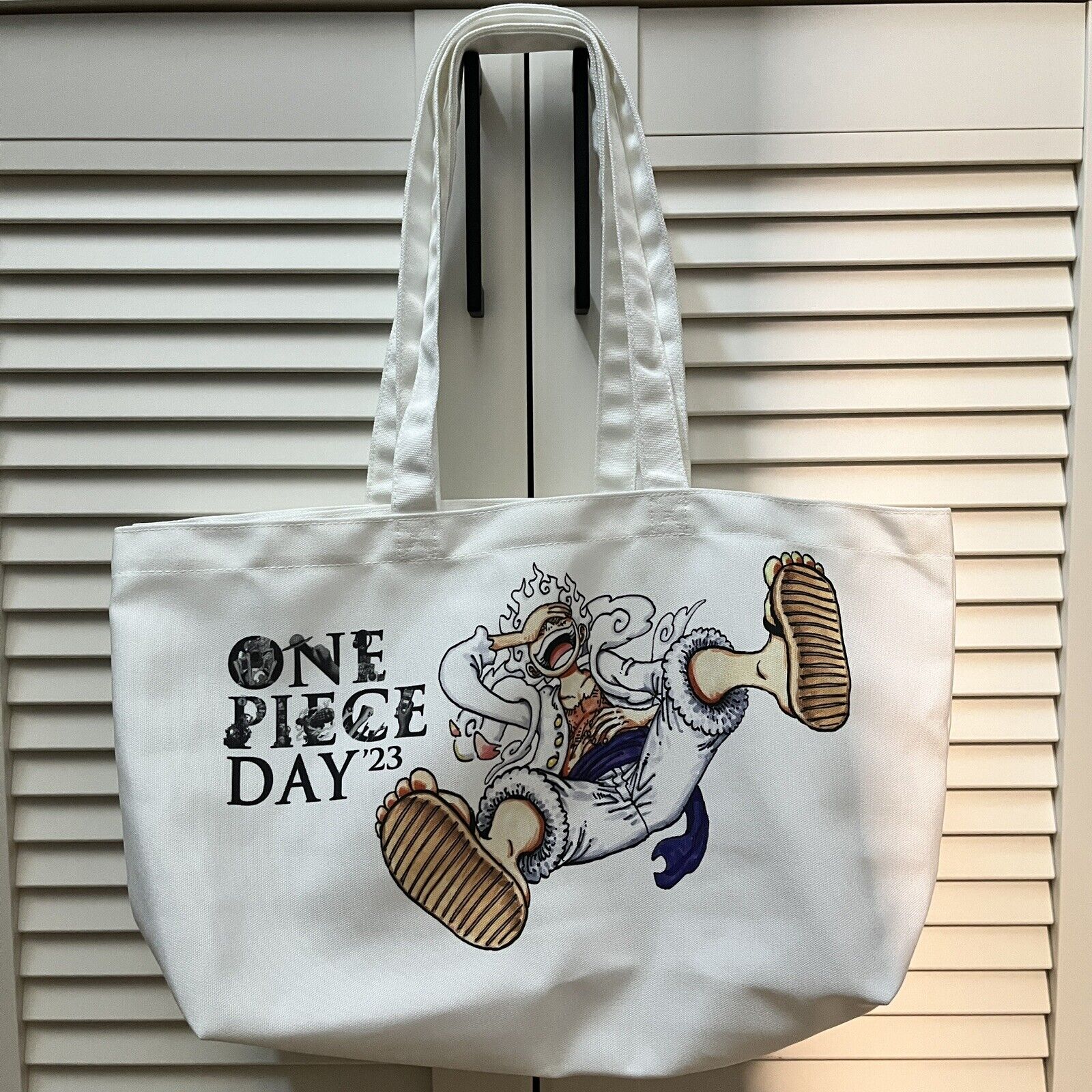 NEW  ONE PIECE DAY 2023 Visitor Bonus Limited Tote Bag Gear 5 NIKA Luffy