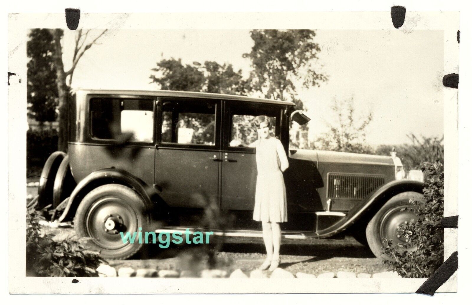 1920s Packard Car 1925-6 Sedan Woman Spare Tire Old Photo Vintage